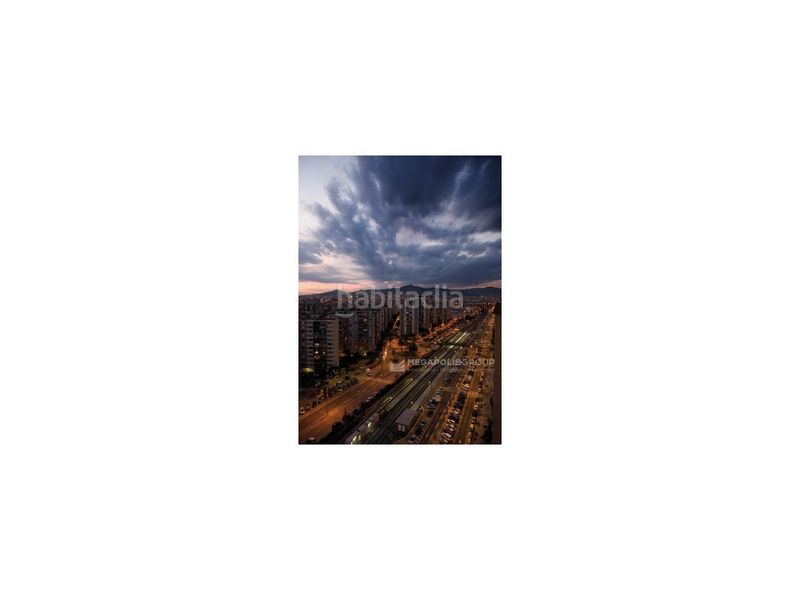 Foto ebef4731-bc78-40c5-a6b0-050b25b7893e. Edifici a Collblanc Hospitalet de Llobregat (L´)