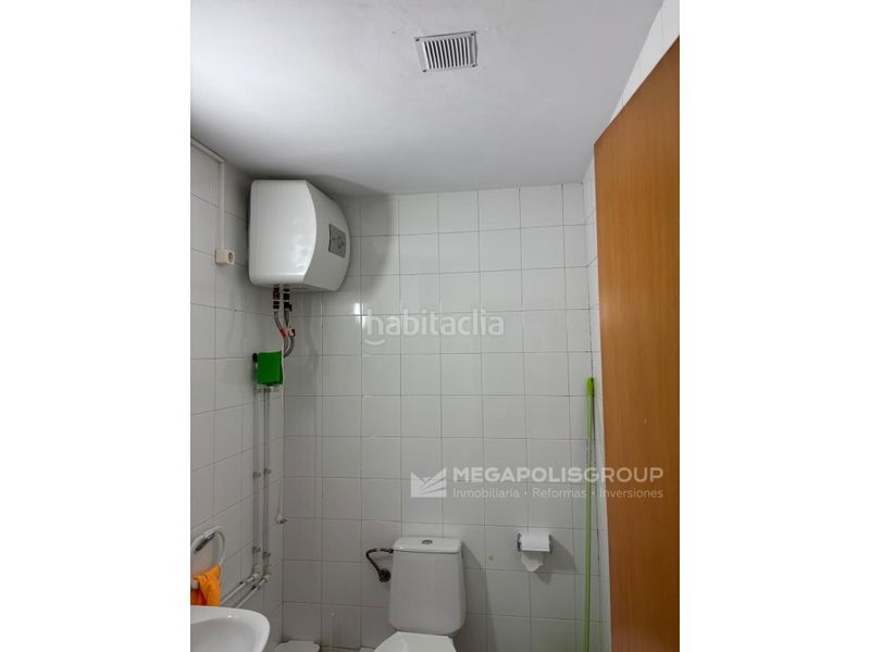 Foto 9a6b5fc0-b48d-4b2a-a379-8aff55c04d20. Local comercial a Cementiri Vell Terrassa