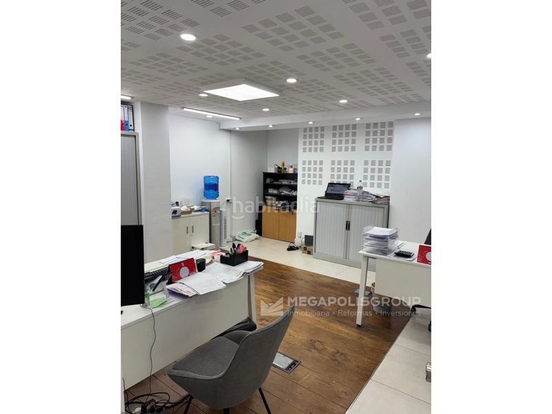 Foto bb37f808-f8f9-4b90-8a78-fb56a0e8bc4a. Local comercial a Cementiri Vell Terrassa