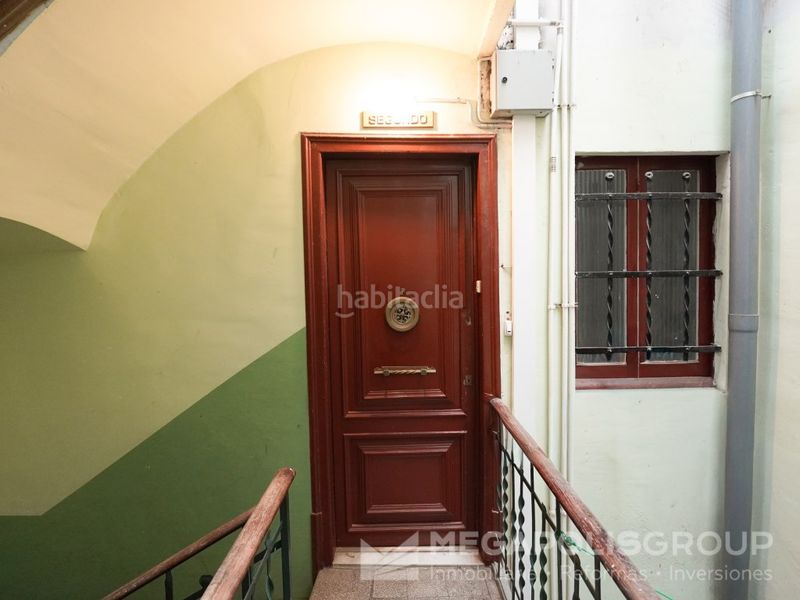 Foto 3550b490-6fc9-4d11-ab5b-0bb677120961. Pis a Gòtic Barcelona