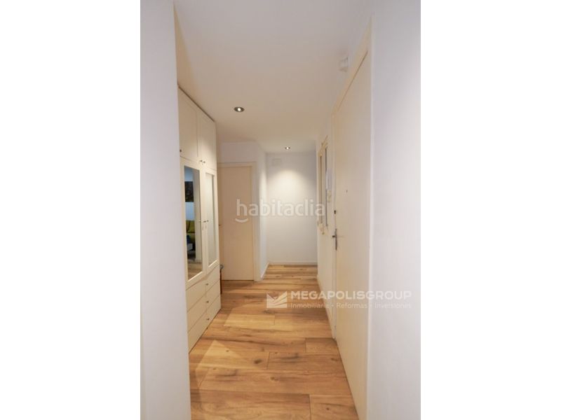 Foto e694e7b0-fee0-4494-944f-5df27cf90571. Pis a Gòtic Barcelona