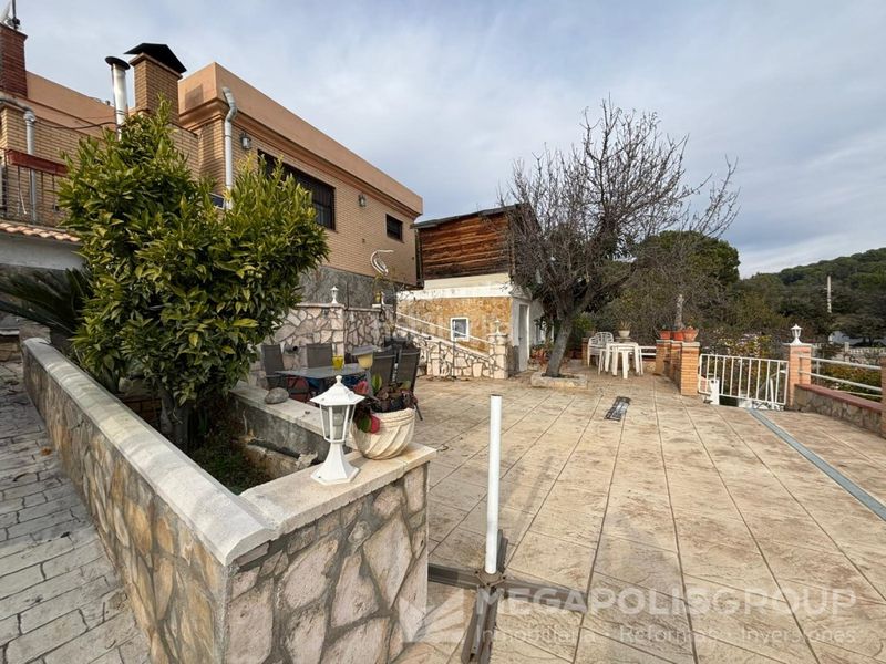 Foto 643d79e1-a378-46fa-b8b8-9b729d534cf8. Casa amb aparcament piscina a Piera