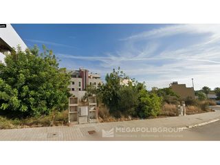 Terreno residenziale  Calle jou. Solar en suelo urbano, 4 parcelas para 4 casas adosadas en fondo