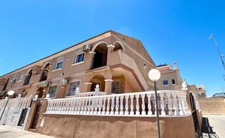 Àtic a La Zenia. Fantástico ático con soleada terraza en la azotea!