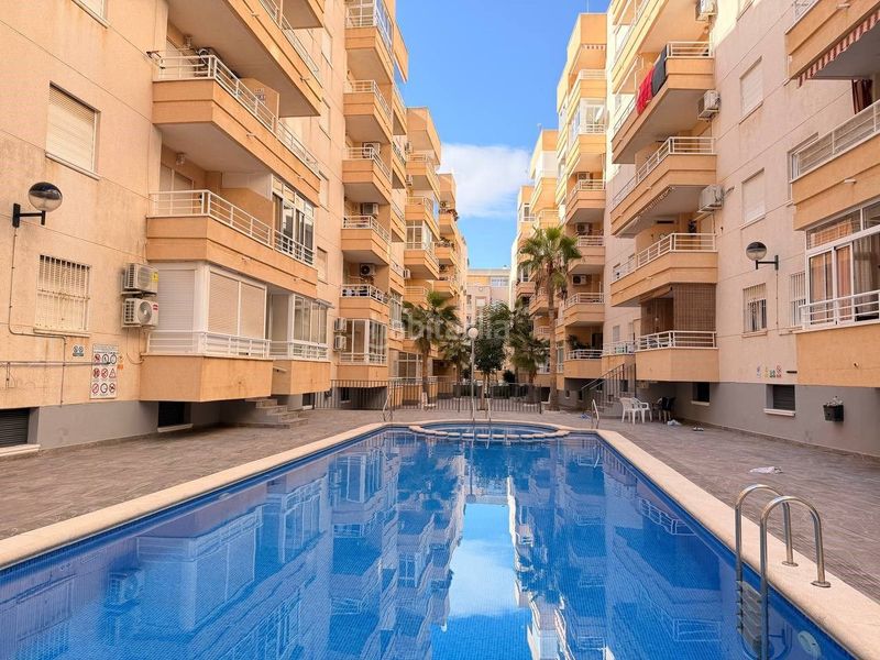 Foto c4014ef8-21f6-4b51-a6a9-5a5fb3441ef7. Àtic amb piscina a Antonio Machado Torrevieja