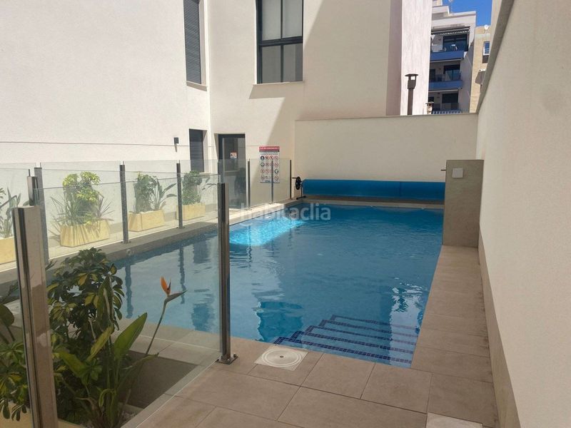 Foto b0e8ef47-fc68-458f-8235-67bfe5db98e5. Àtic amb aparcament piscina a Las Piscinas Naturales Torrevieja
