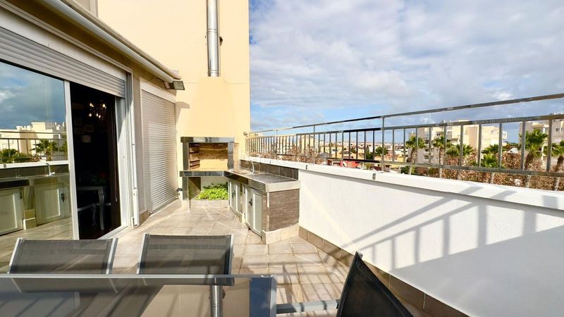 Foto fa44f0b3-449e-4678-a2de-d904f75277df. Apartament amb aparcament a nueva Torrevieja Torrevieja