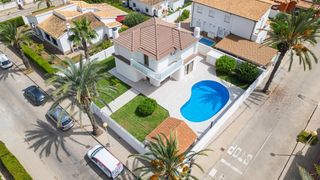 Chalet  N/a. Villa de lujo exclusiva en el prestigioso cabo roig!