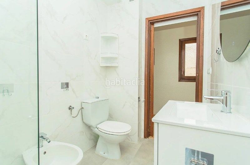 Foto 7e297f3d-f92f-4c7c-b9c4-7d83bd01c12e. Apartament a Zona Playa del Cura Torrevieja