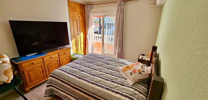 Foto 412f05ff-b600-4266-863c-c34d8f1d2856. Casa adossada amb aparcament a San Cayetano Torre - Pacheco