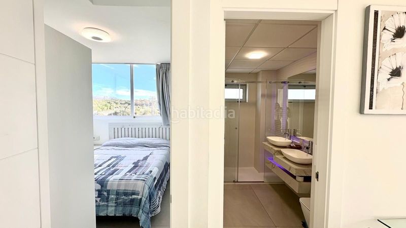 Foto 45870b18-ed80-40bd-9bdc-3d7c8e9c22a0. Apartament amb piscina a Levante Alto Benidorm