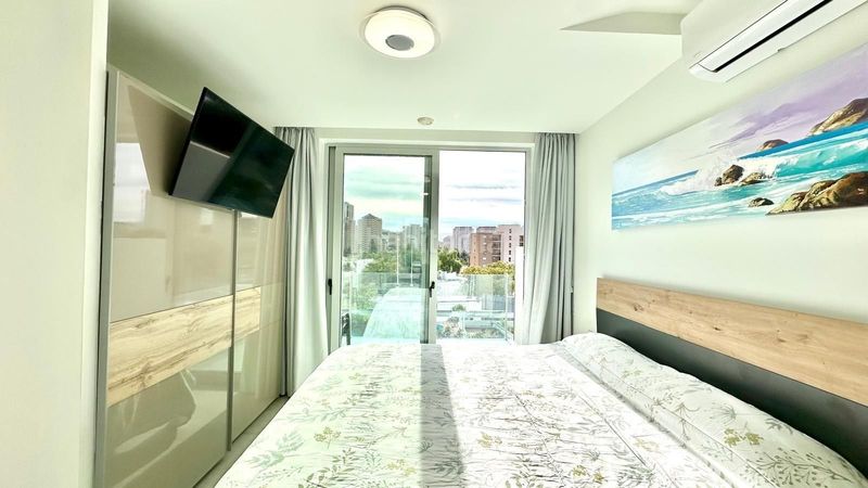 Foto b836d8a2-eeb5-4bb2-964f-987216860d35. Apartament amb piscina a Levante Alto Benidorm