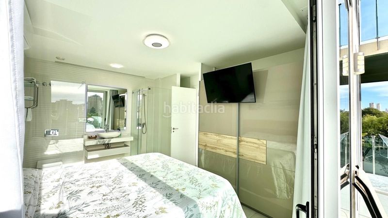 Foto c0450336-f4b1-423d-b195-a99a66735016. Apartament amb piscina a Levante Alto Benidorm