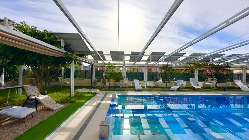 Foto e4ad2e55-05e9-4c91-8f85-85220b36837a. Apartament amb piscina a Levante Alto Benidorm