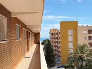 Apartament  N/a. Apartamento completamente renovado a tan solo 500 metros del mar
