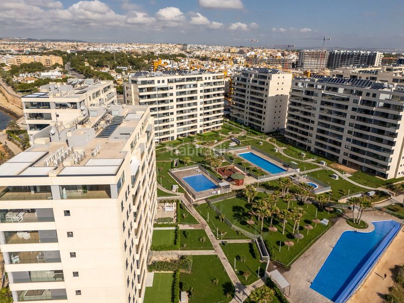 Foto 4bbf8e81-43ec-41e8-82e3-b827731b9809. Apartament amb aparcament piscina a Punta Prima Torrevieja