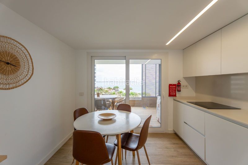 Foto 9e5e9d2e-e86b-4215-8e7c-5428371adc5b. Apartament amb aparcament piscina a Punta Prima Torrevieja