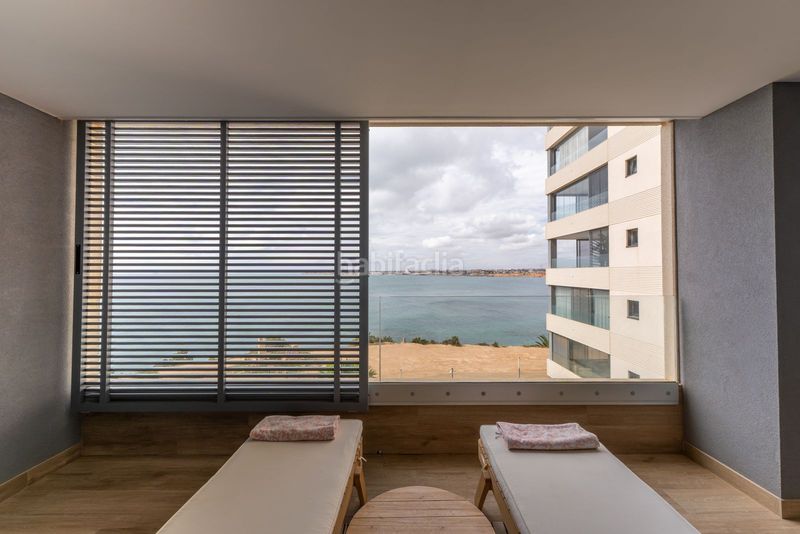 Foto bb3965cd-2f82-4c63-a676-e7434c25536d. Apartament amb aparcament piscina a Punta Prima Torrevieja