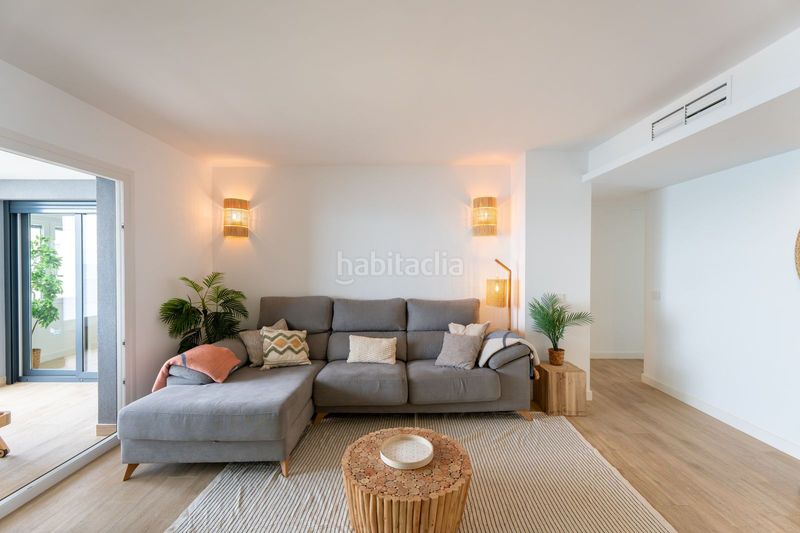 Foto f38d906e-8355-4355-ac9a-f6b8d3f658ca. Apartament amb aparcament piscina a Punta Prima Torrevieja