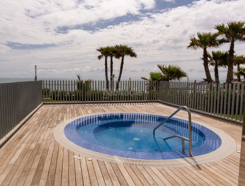 Foto f5088602-6aa0-4625-baa4-25e247e029ae. Apartament amb aparcament piscina a Punta Prima Torrevieja