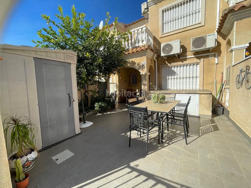 Foto 6d377a27-ae26-4fa4-b4a7-01e66d5033a9. Apartament amb piscina a Aguas Nuevas Torrevieja