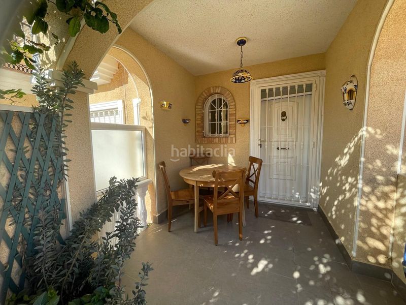 Foto b6d07201-3552-4c10-b395-4e1f4b63e5c3. Apartament amb piscina a Aguas Nuevas Torrevieja