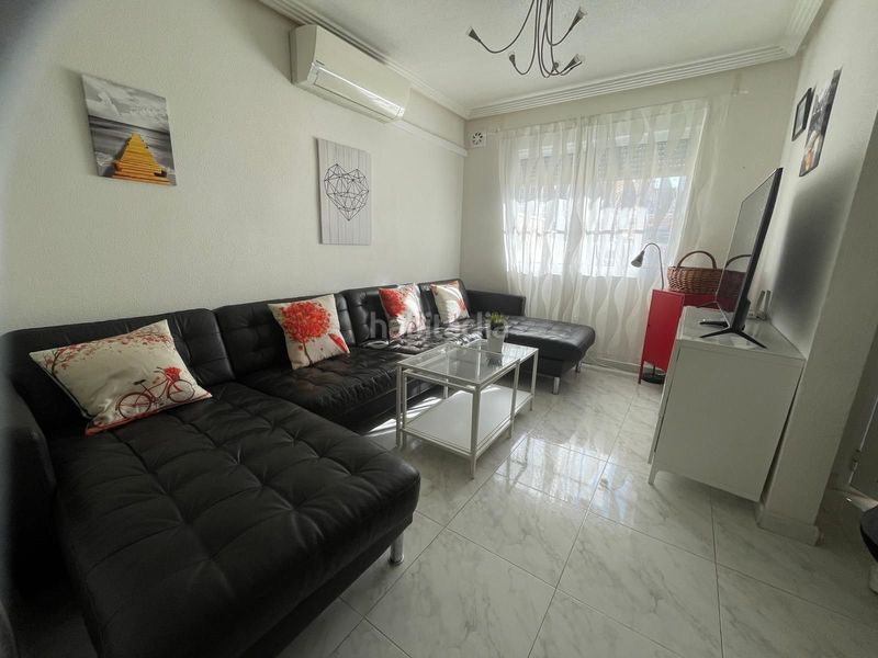 Foto c7ad20f3-c255-40b9-8d51-45f0edf6be1f. Apartament amb piscina a Aguas Nuevas Torrevieja