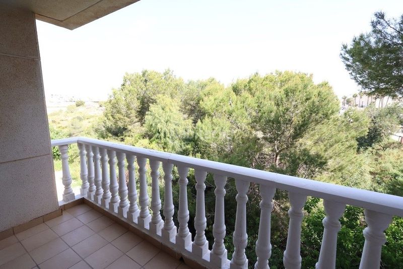 Foto e6ab7419-8779-4d2d-aeb0-c5da1895186f. Apartament amb piscina a Playa Flamenca Orihuela
