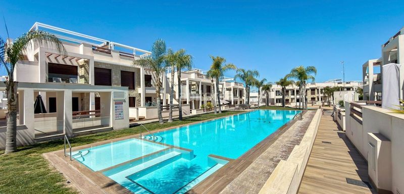 Foto 3f262da0-5e23-4851-9f4a-180f2d216325. Apartament amb aparcament piscina a Los Balcones-Los Altos Torrevieja