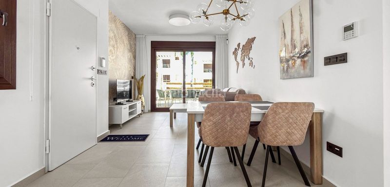 Foto b965407a-fbe8-48fb-9430-8561d83cc3cd. Apartament amb aparcament piscina a Los Balcones-Los Altos Torrevieja