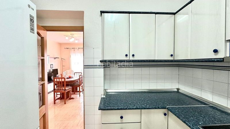 Foto 98b880a4-48e4-4955-ab7c-f4ce53356af7. Apartament a Las Piscinas Naturales Torrevieja