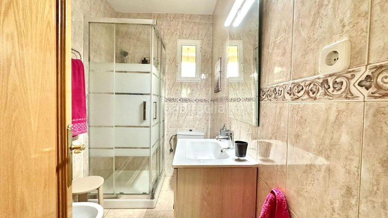 Foto c37fa980-7e6a-4909-aaad-e5764593f86a. Apartament a Las Piscinas Naturales Torrevieja