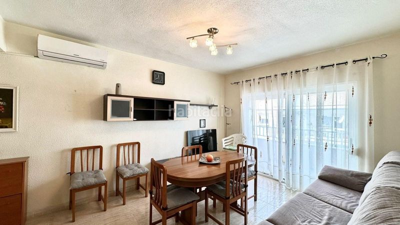 Foto eb06fb51-73ac-492e-a6b7-a9fc3d13596d. Apartament a Las Piscinas Naturales Torrevieja