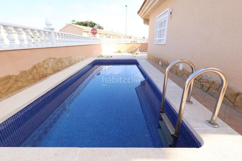 Foto 6a2f0bb9-25ba-4d8f-a4ba-c7383e09949d. Xalet amb piscina a Los Balcones-Los Altos Torrevieja