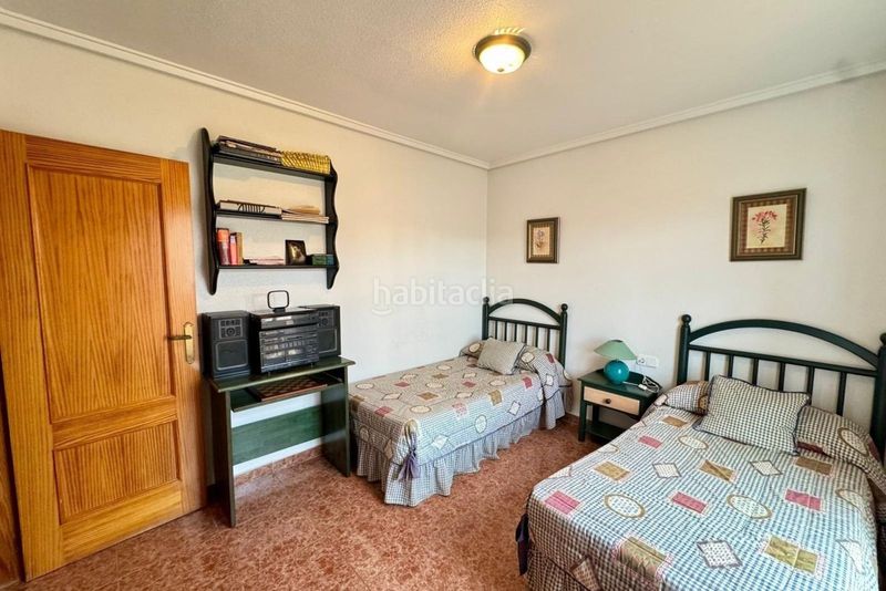 Foto b029e2b4-2b1b-4844-92c8-f2a2611aa259. Xalet amb piscina a Los Balcones-Los Altos Torrevieja