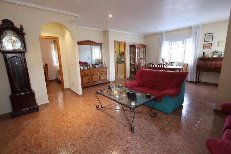 Foto c981463e-464c-4a59-9048-bd5658aa6c30. Xalet amb piscina a Los Balcones-Los Altos Torrevieja