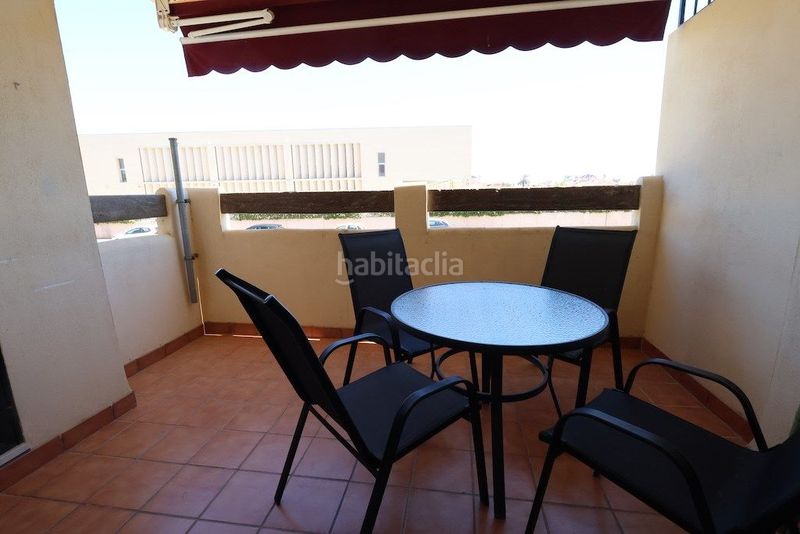 Foto 1dc1a0c5-1ae6-4600-bec6-8aa632498cb7. Apartament amb piscina a La Florida Orihuela