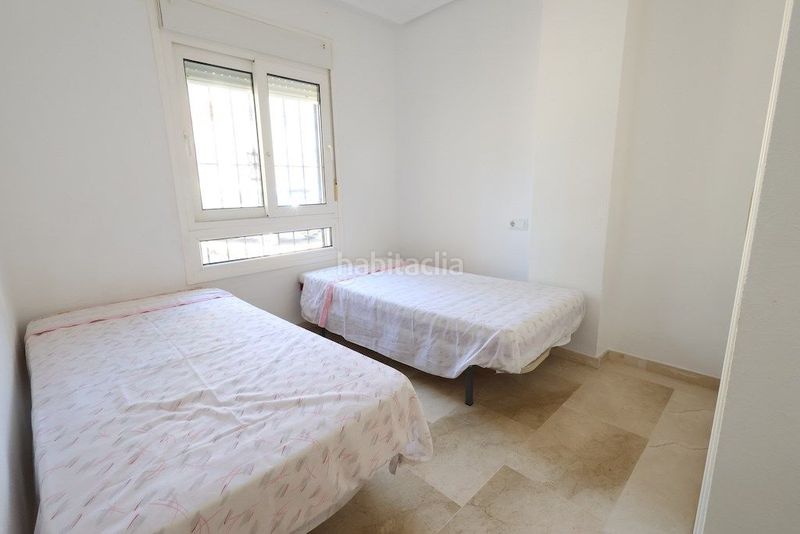 Foto 7032d297-f010-4bfe-a563-53a6db37eaad. Apartament amb piscina a La Florida Orihuela