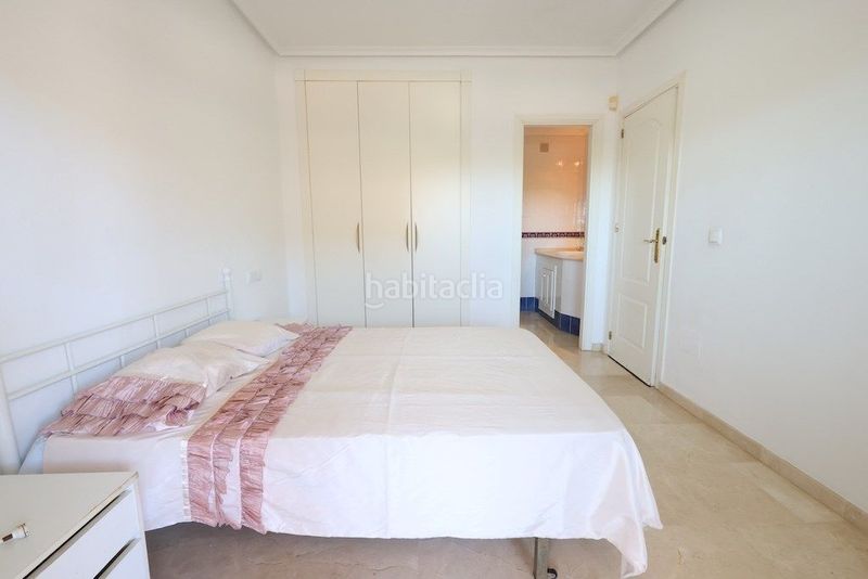 Foto b7be539b-656e-466d-85f4-ad868b50d07b. Apartament amb piscina a La Florida Orihuela