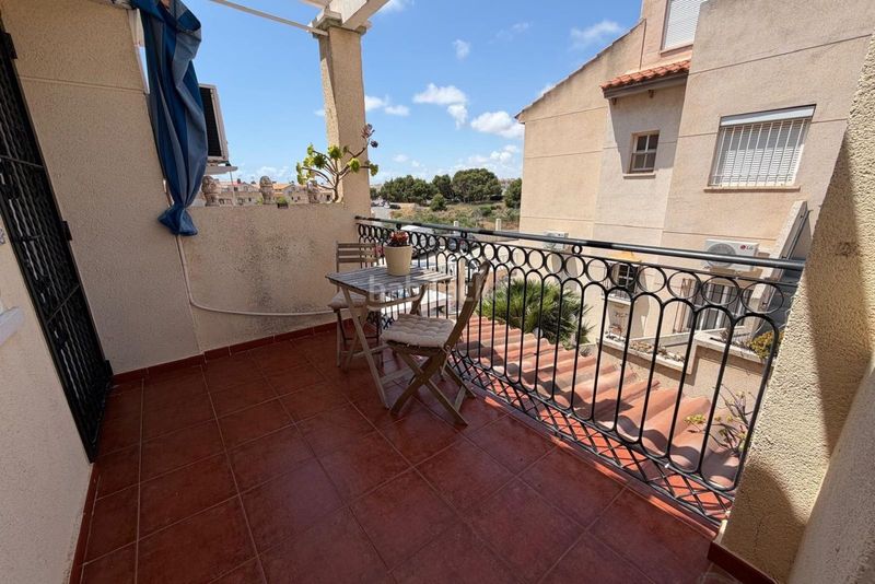 Foto 1cc6362f-5f4c-4c5d-95e1-089565f91308. Apartament amb piscina a Playa Flamenca Orihuela