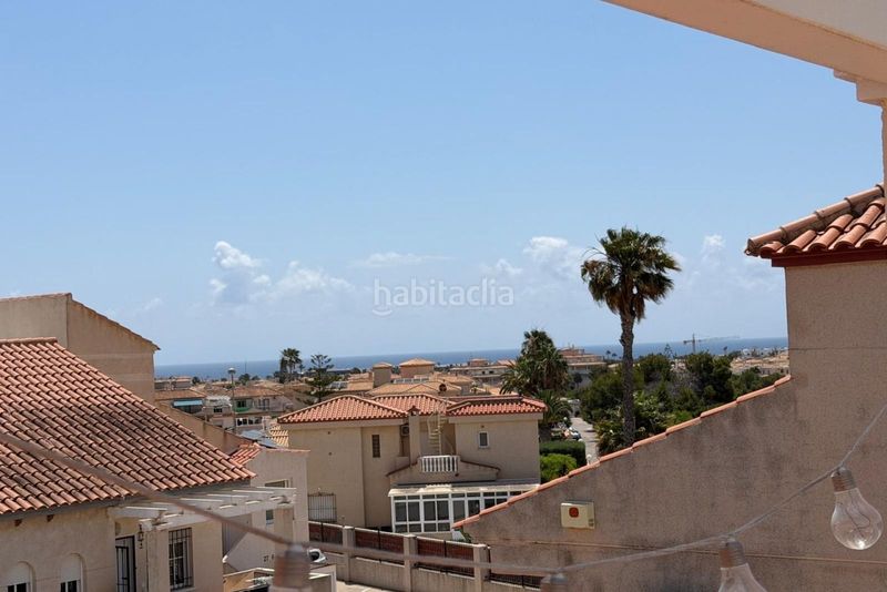Foto 6244671b-e7fa-4969-82db-8cc852b23b71. Apartament amb piscina a Playa Flamenca Orihuela