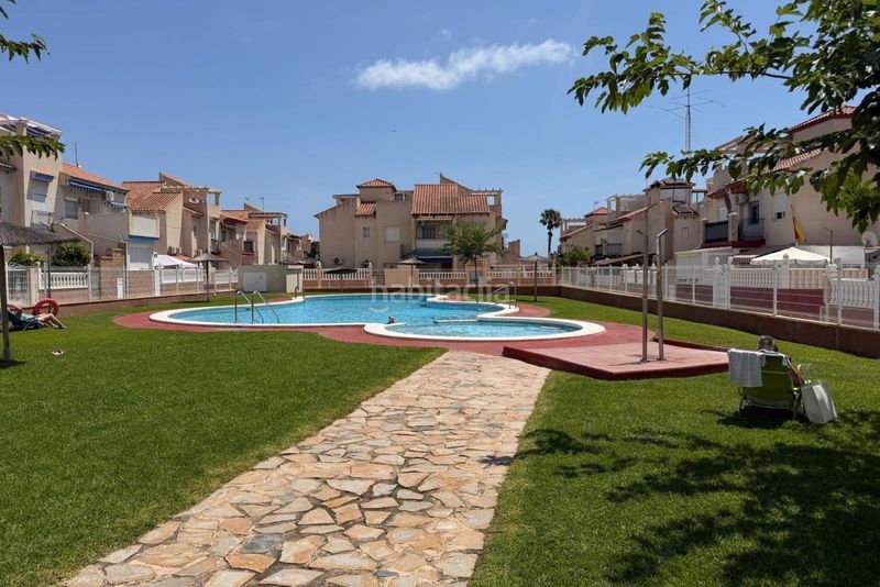 Foto a6d6fcd7-879a-41e4-b750-8bc995abdb70. Apartament amb piscina a Playa Flamenca Orihuela