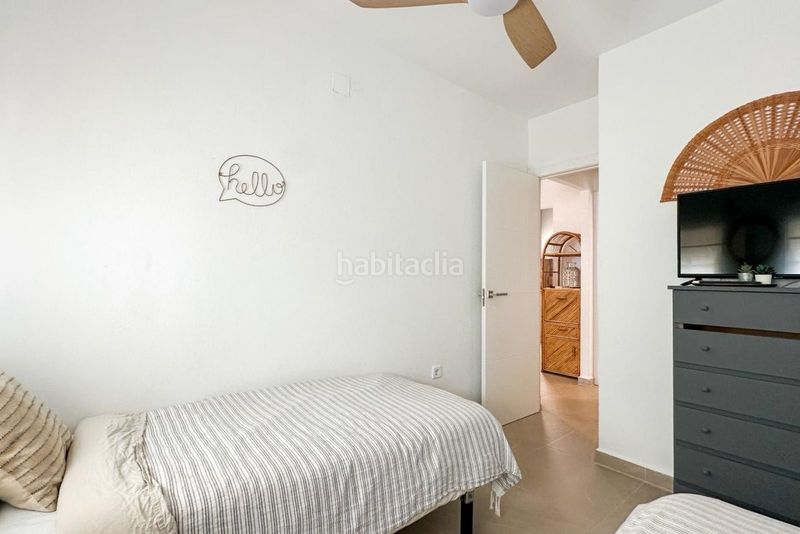 Foto e6589c9a-3e08-4ee7-b926-cc1c21c2d5f3. Apartament amb piscina a Playa Flamenca Orihuela