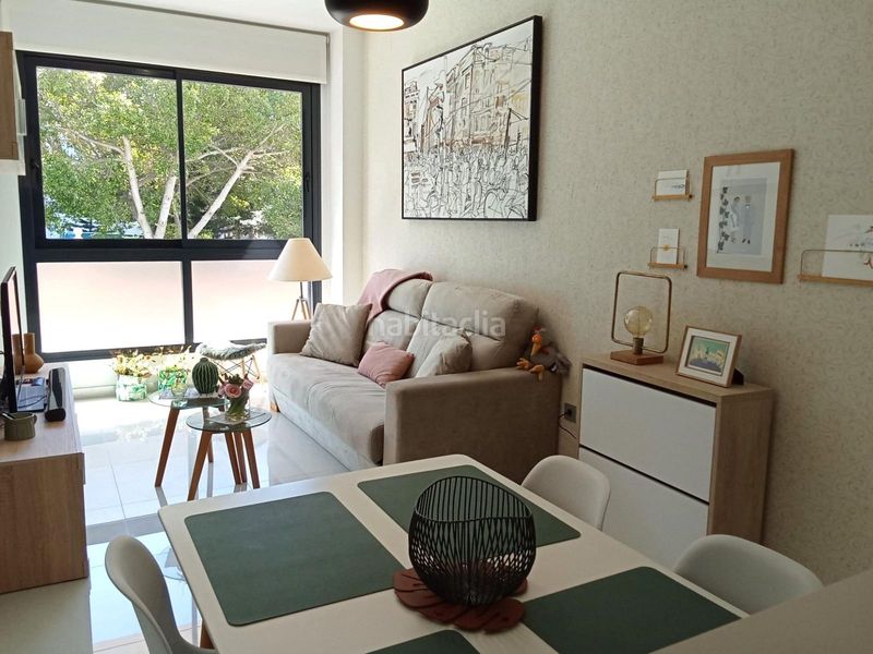Foto ecec4fc5-9e97-4324-a31a-4d30b9afdcc7. Apartament amb aparcament piscina a Antonio Machado Torrevieja