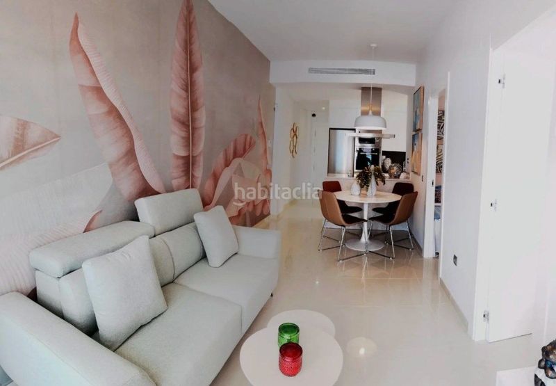 Foto 01fa62b9-5430-43d2-b633-9ae98b75925f. Apartament amb piscina a Antonio Machado Torrevieja