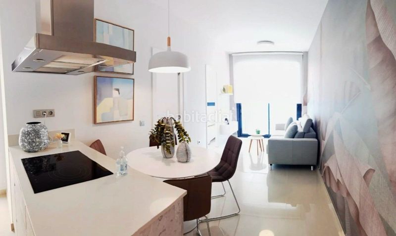 Foto f9cd159c-39ac-48d5-ae0a-9ffa8e67d1a6. Apartament amb piscina a Antonio Machado Torrevieja