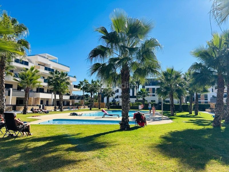 Foto 8bb2c5ad-bd3c-4135-938d-218d1ca50843. Apartament amb aparcament piscina a La Florida Orihuela