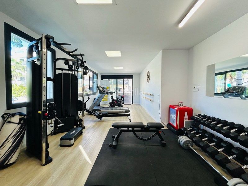 Foto a694b91b-f551-4961-ac9b-21e812ca5ca6. Apartament amb aparcament piscina a La Florida Orihuela