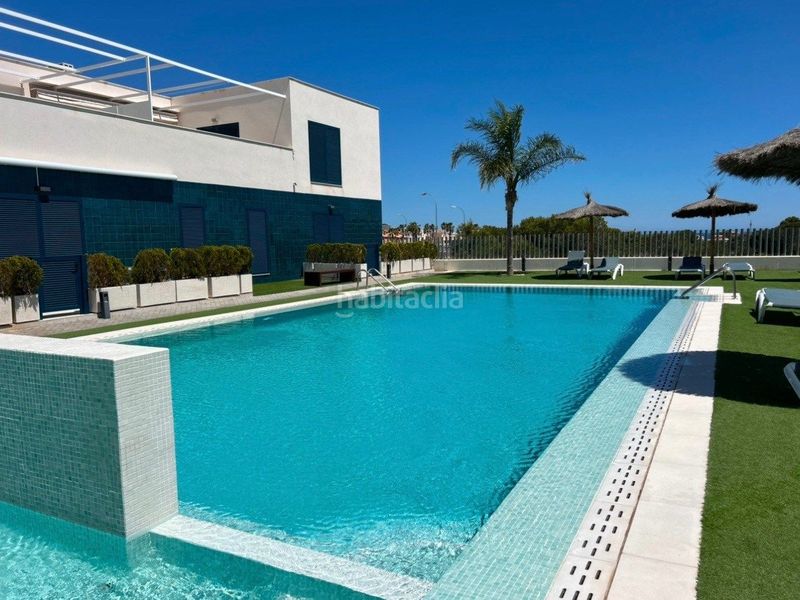 Foto 65be1895-2d0c-4d1f-baa0-af6855835c55. Apartament amb piscina a Playa Flamenca Orihuela