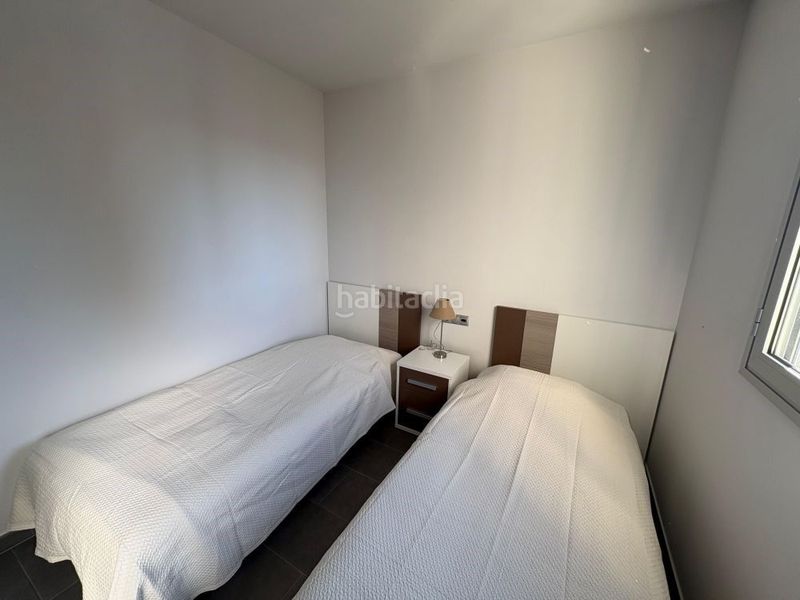 Foto f91985a6-1c3e-4b19-ae04-7b690a7d2aa0. Apartament amb piscina a Los Europeos Torrevieja
